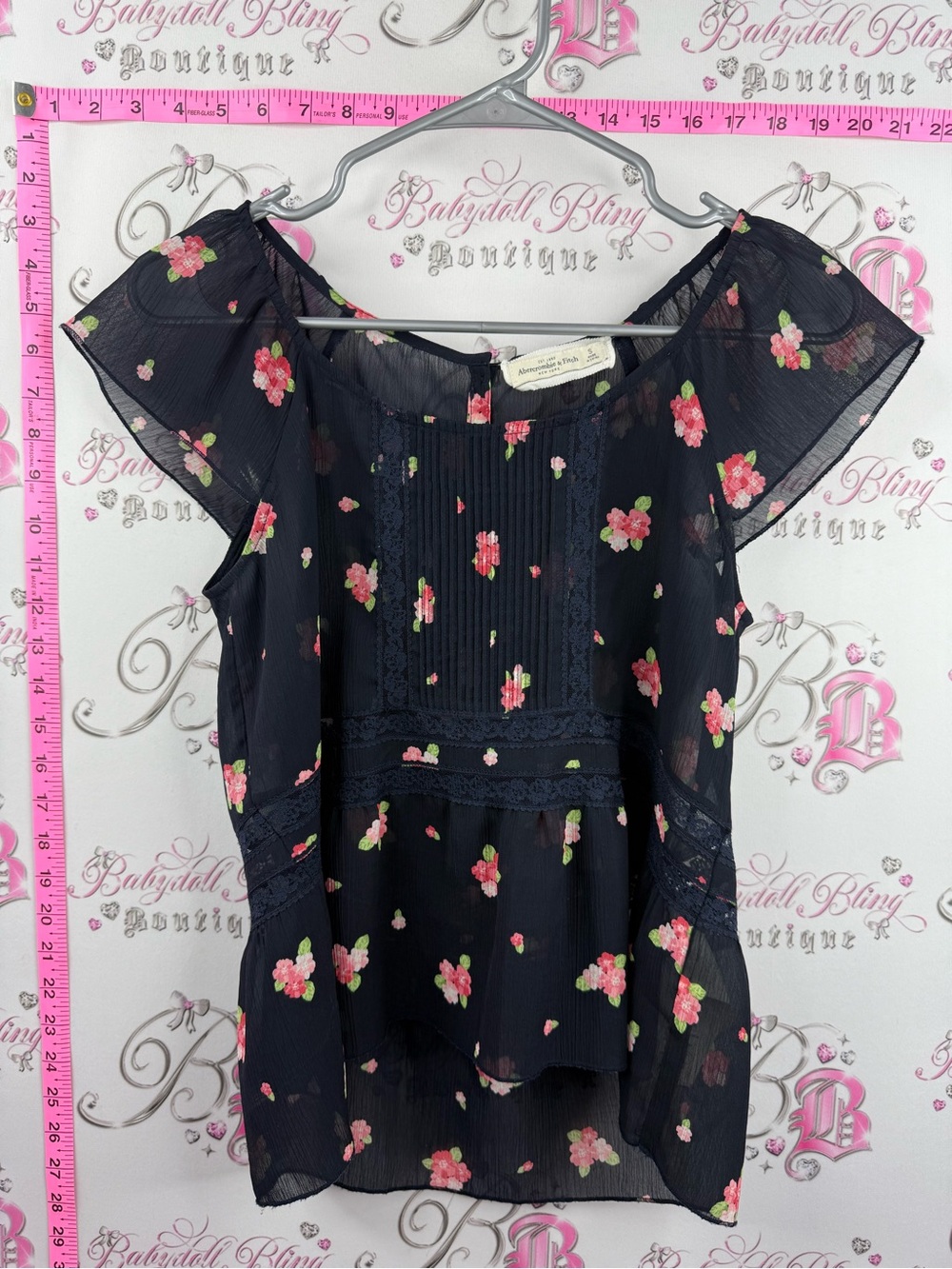 Abercrombie & Fitch shirt blouse Lacie Navy Floral Flutter Sleeve Blouse